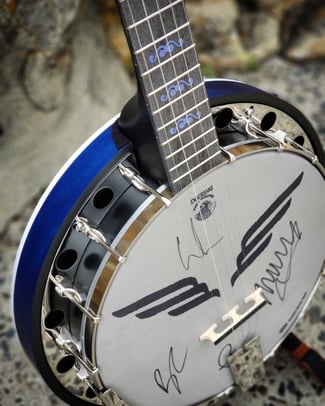 Mumford & Sons Kentucky Charity banjo