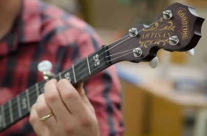 Deering Artisan Goodtime banjo neck and peghead