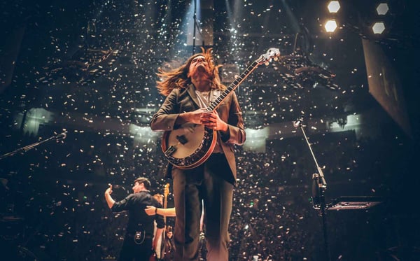 Winston Marshall live with his Deering banjo