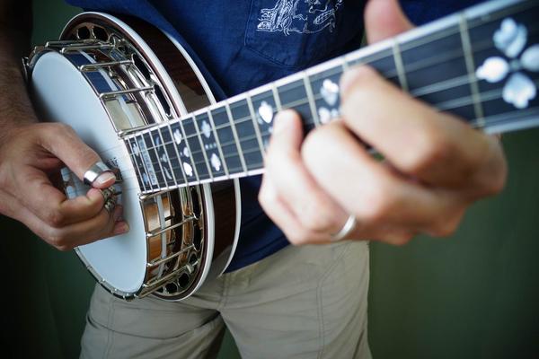 Learn 3 Easy Banjo Chords